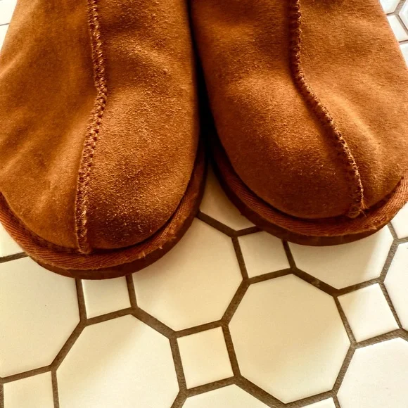 UGG Chestnut Suede Slippers - Picture 7 of 8